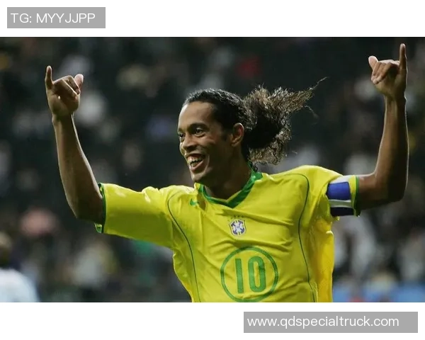 历史足球球星实力排名大揭秘 谁才是足坛真正的传奇人物